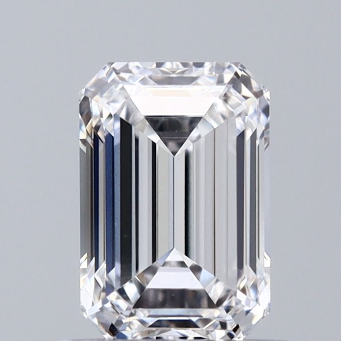 1.04 ct. emerald Lab Grown Diamond front image