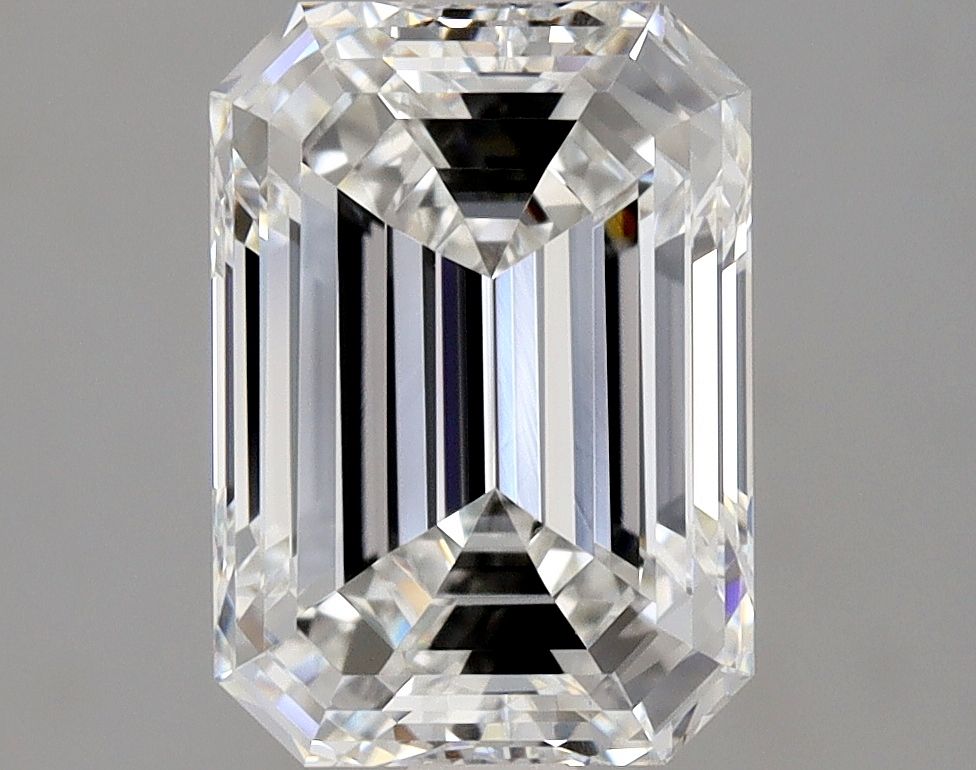 2.01 ct Emerald diamond