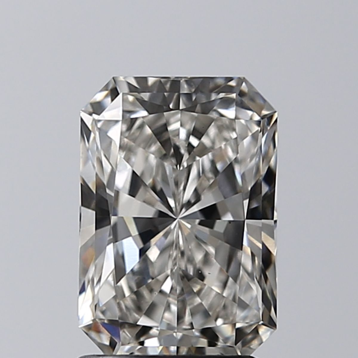 1.80 ct. radiant Lab Grown Diamond front image