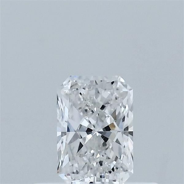 0.38 ct lab-grown Radiant Diamond