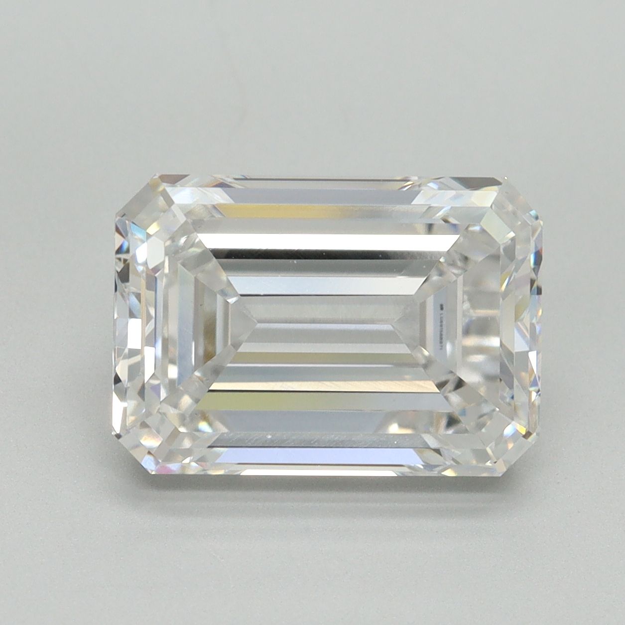 5.00 ct. emerald Lab Grown Diamond front image