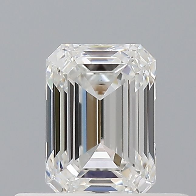 0.50 ct Emerald diamond