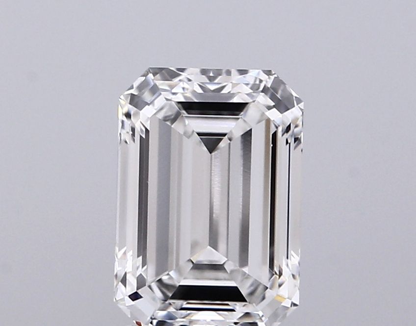 2.05 ct. emerald Lab Grown Diamond front image