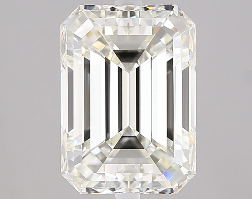 3.01 ct Emerald diamond