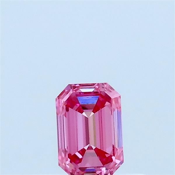 0.34 CT Fancy Vivid Pink EMERALD