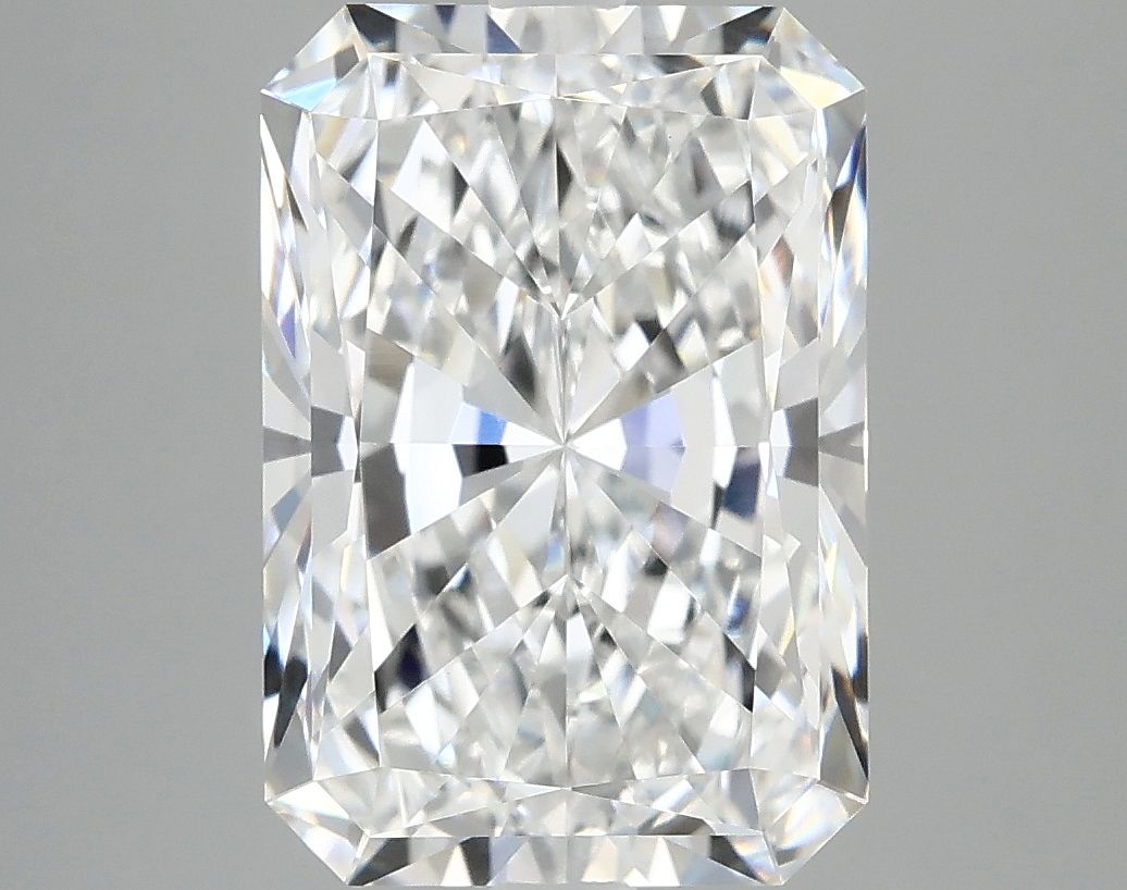 4.86 ct. radiant Lab Grown Diamond front image
