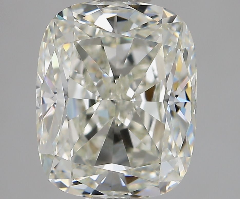 2.50 ct Cushion Modified diamond