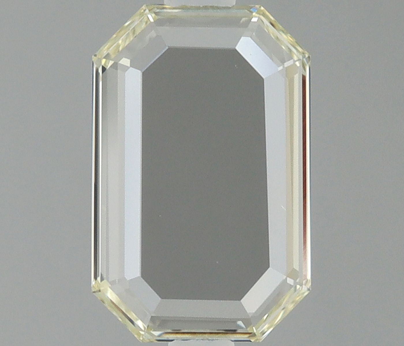 0.5 ct Emerald Diamond