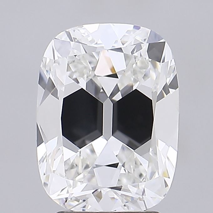 3.92 ct Cushion Brilliant diamond