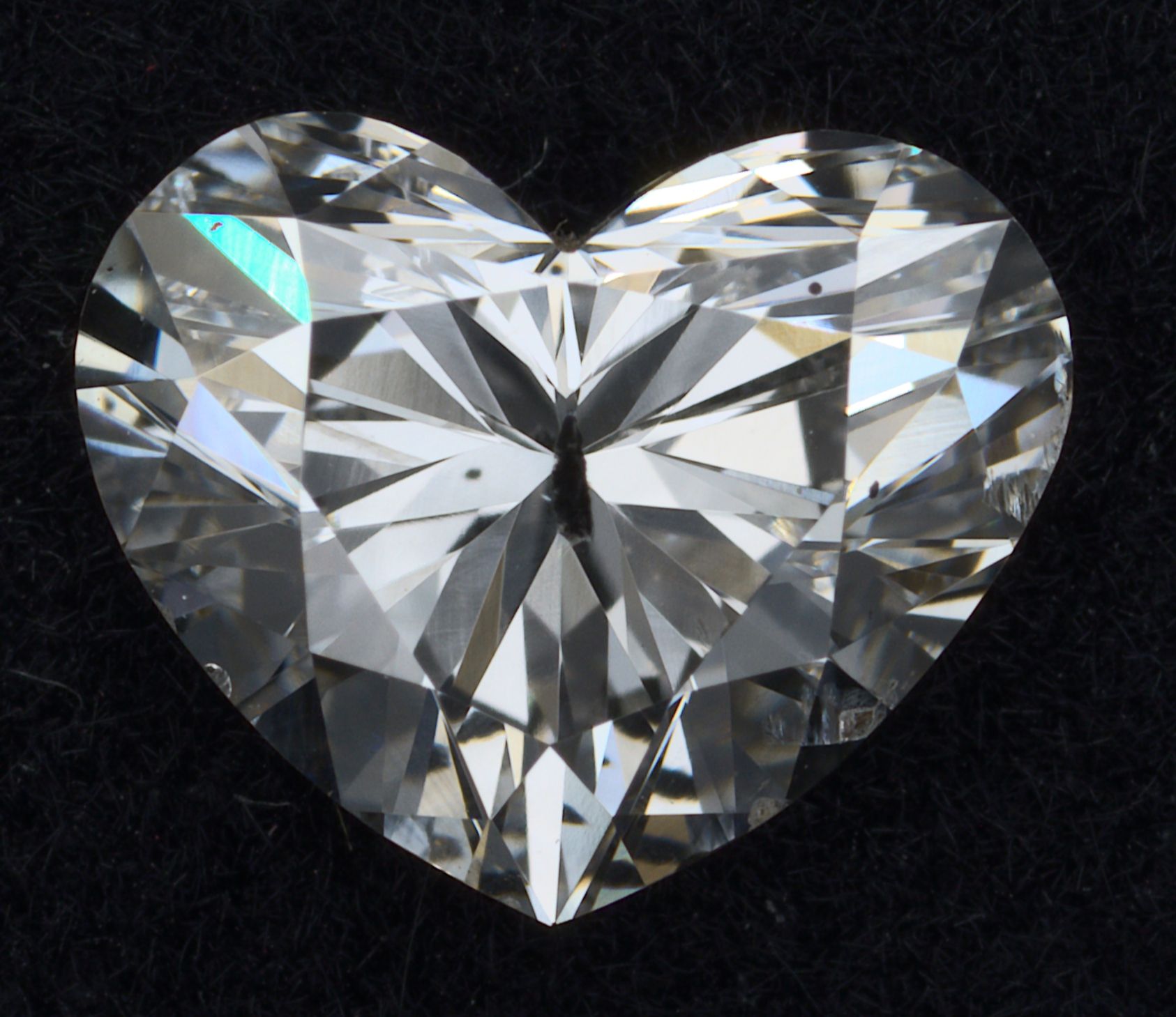 1.06 ct. heart Lab Grown Diamond front image
