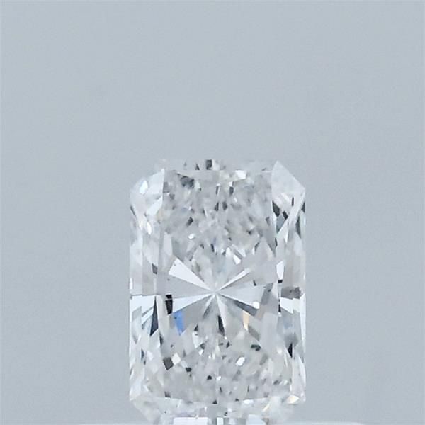 0.38 ct lab-grown Radiant Diamond