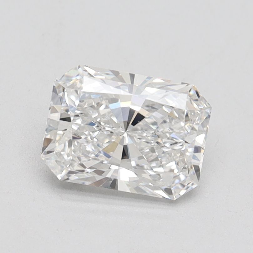 1.03 ct Radiant diamond