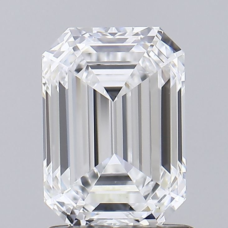 1.52 ct. emerald Lab Grown Diamond front image