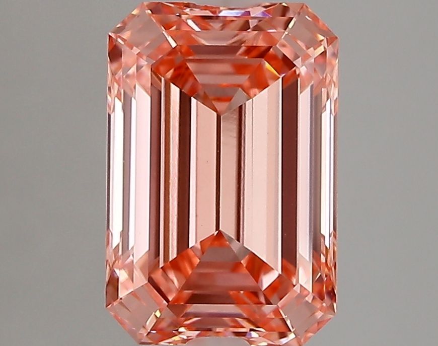 2.75 ct Emerald diamond