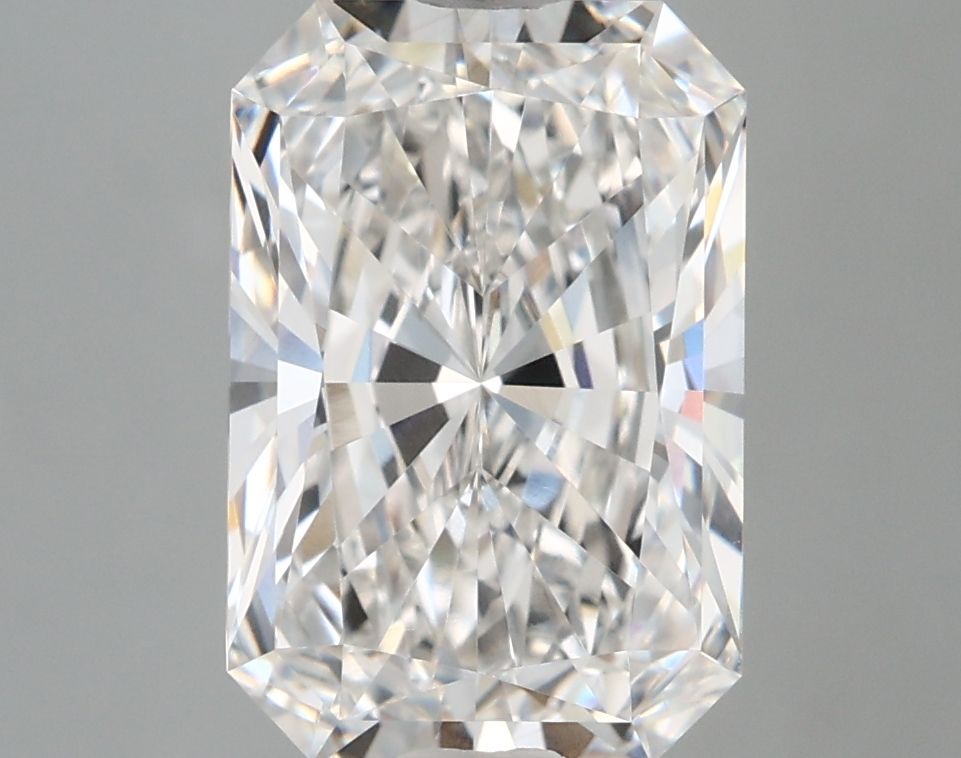 3.80 ct Radiant diamond