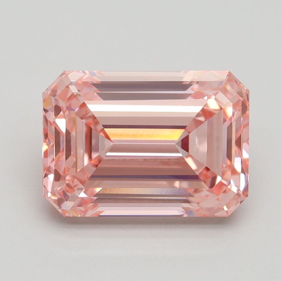 3.05 ct Emerald diamond