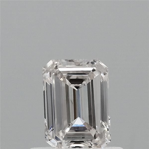 0.56 ct Emerald diamond