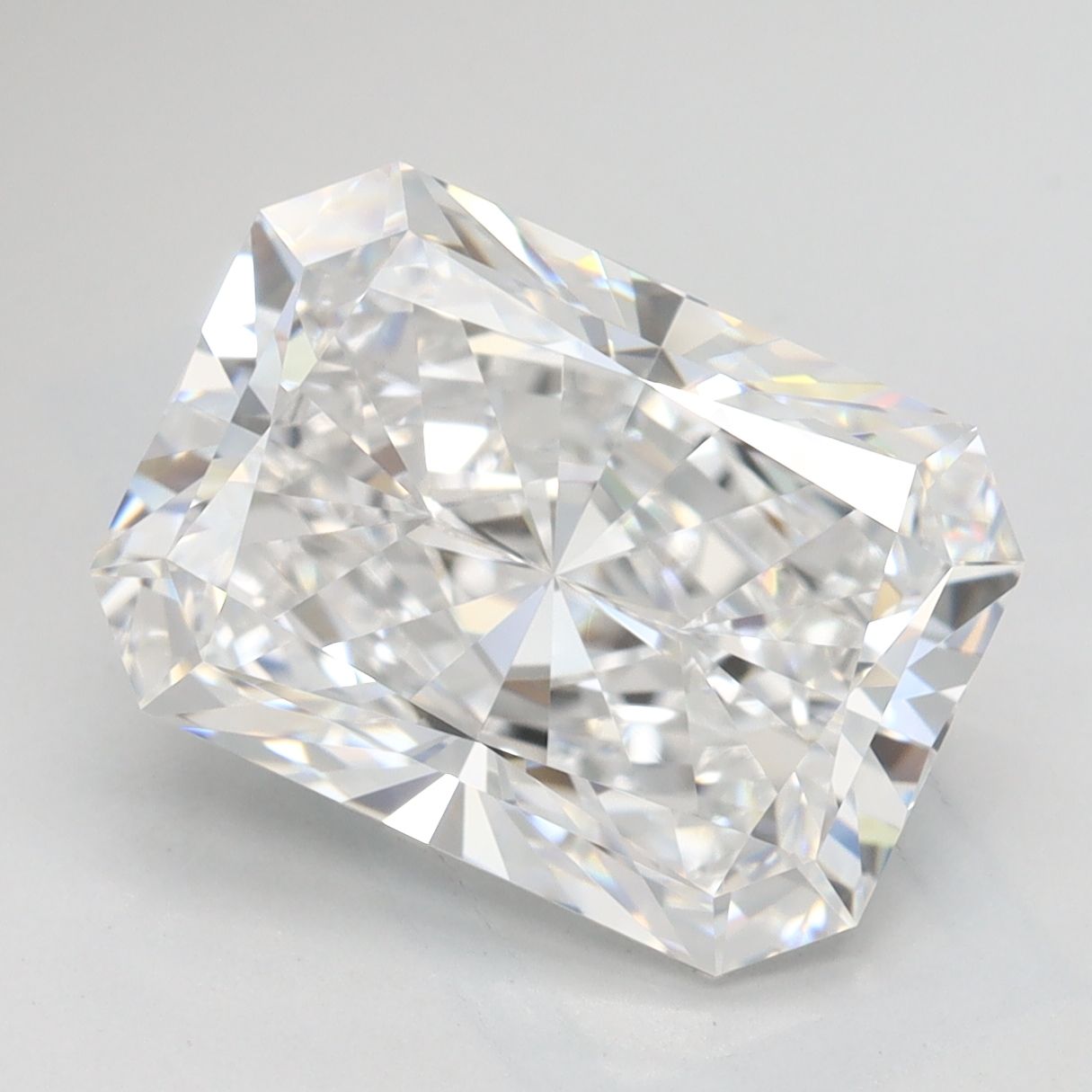 4.24 ct. radiant Lab Grown Diamond front image