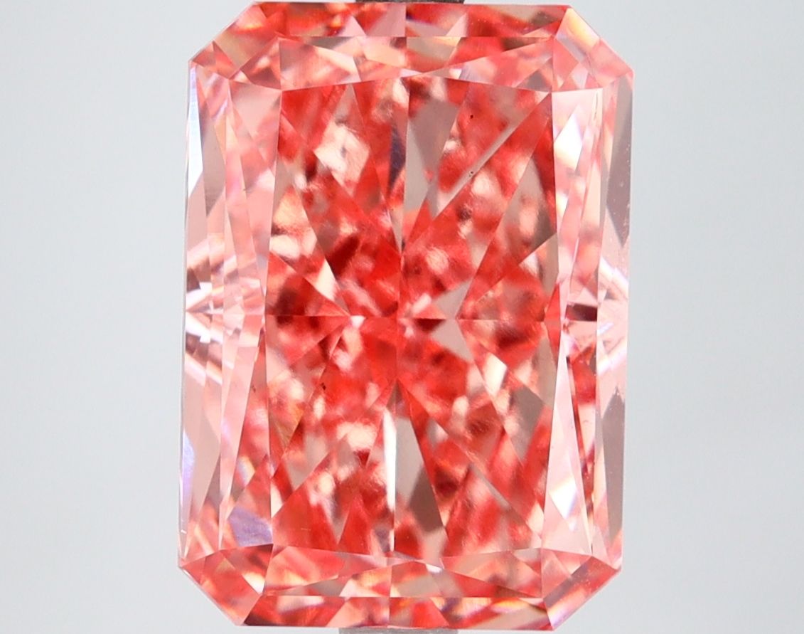 5.72 ct. radiant Lab Grown Diamond front image