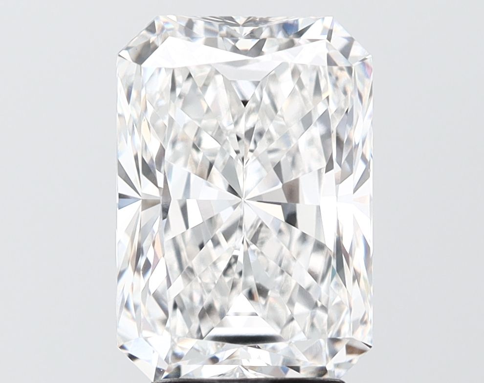 4.01 ct. radiant Lab Grown Diamond front image