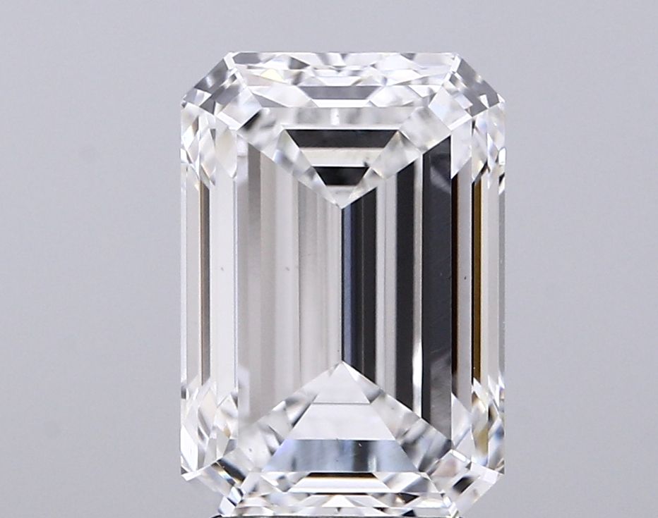 4.02 ct. emerald Lab Grown Diamond front image