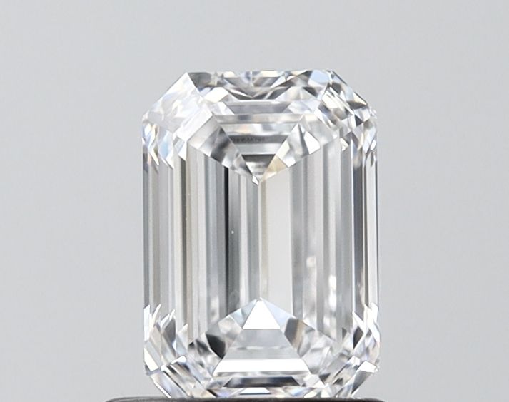 1.02 ct. emerald Lab Grown Diamond front image