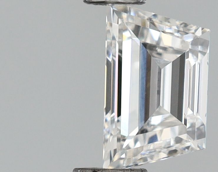 0.37 ct lab-grown Trapezoid Diamond