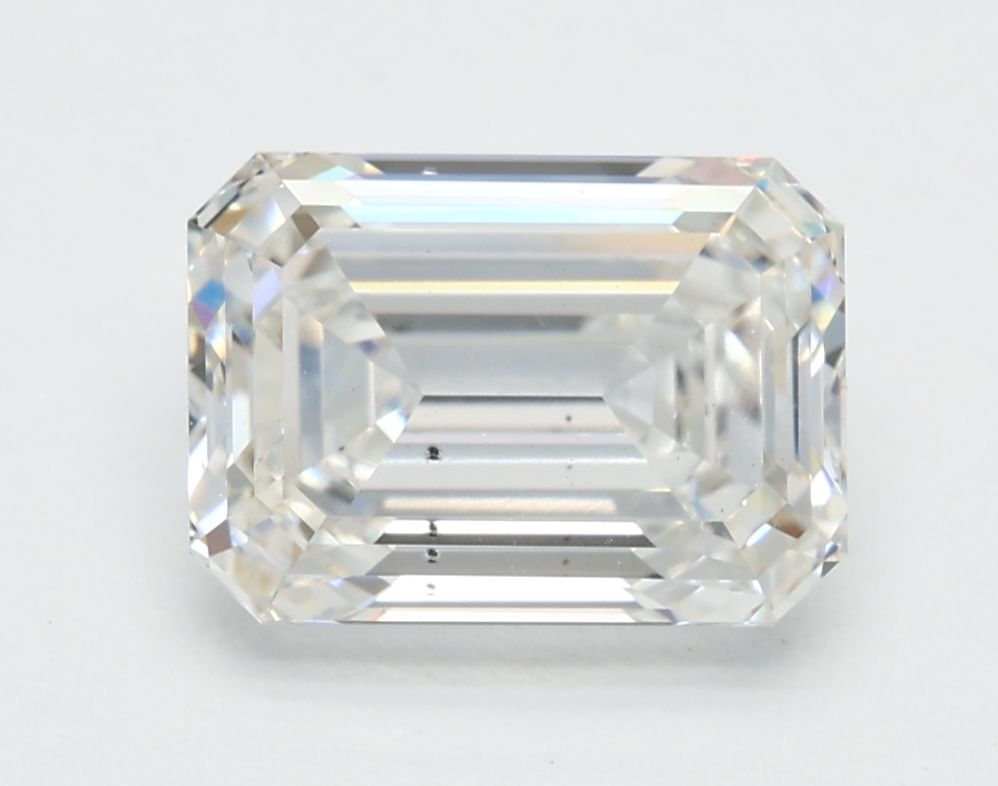 2.17 ct. emerald Lab Grown Diamond front image