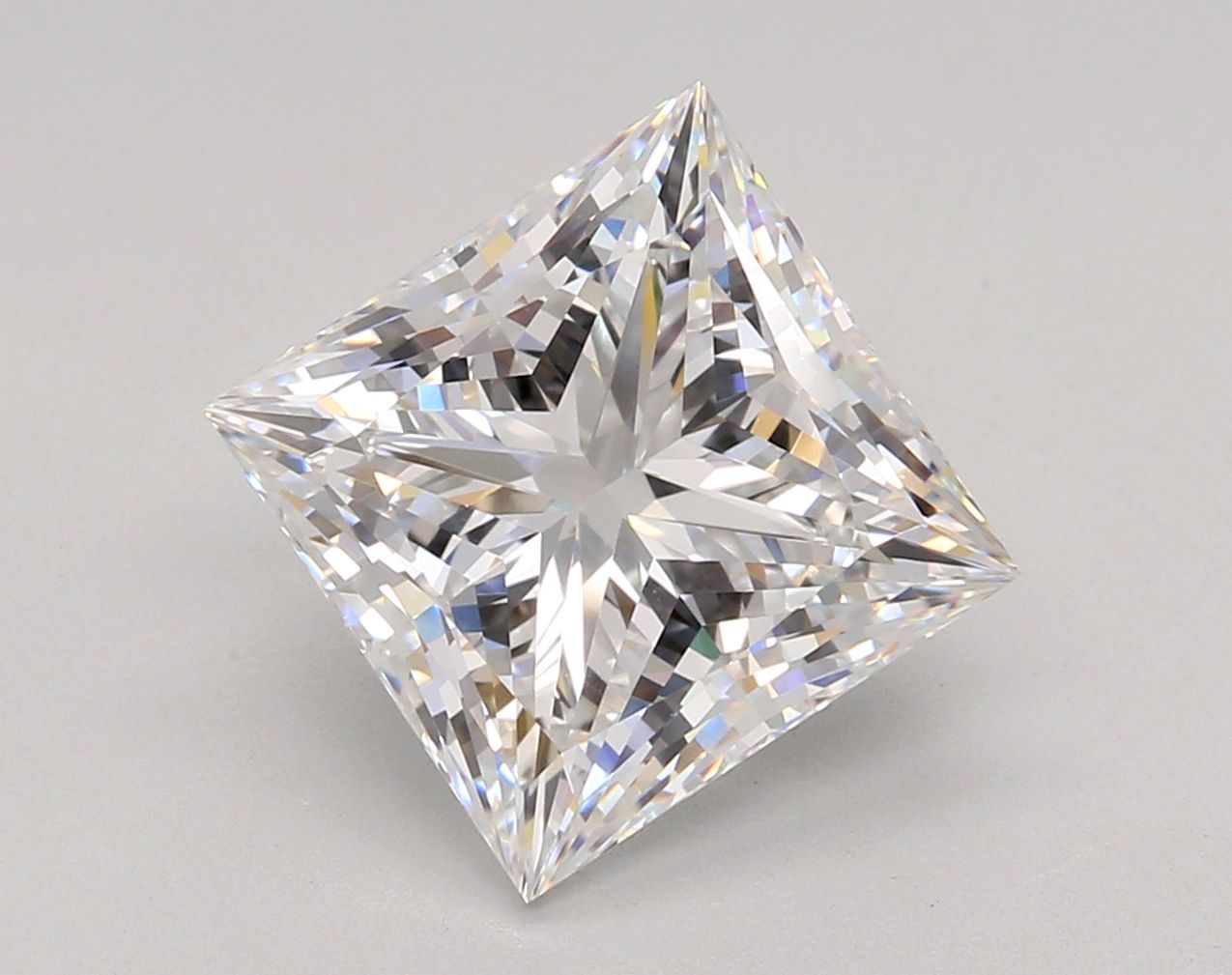 4.56 ct. princess Lab Grown Diamond front image