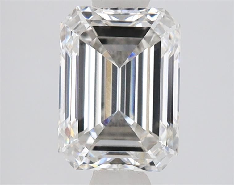 1.56 ct. emerald Lab Grown Diamond front image