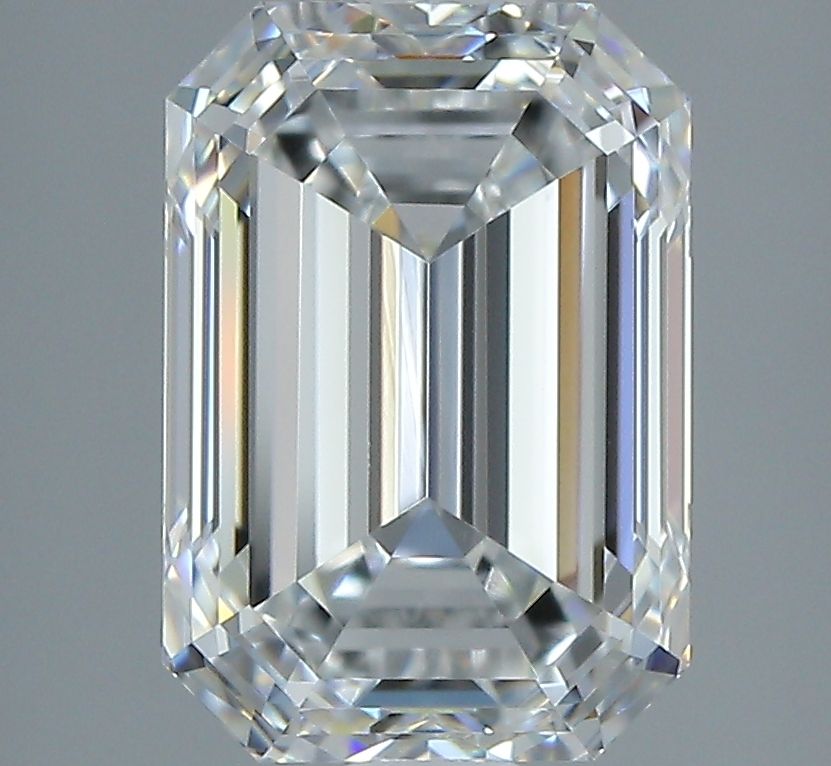 2.02 ct Emerald diamond