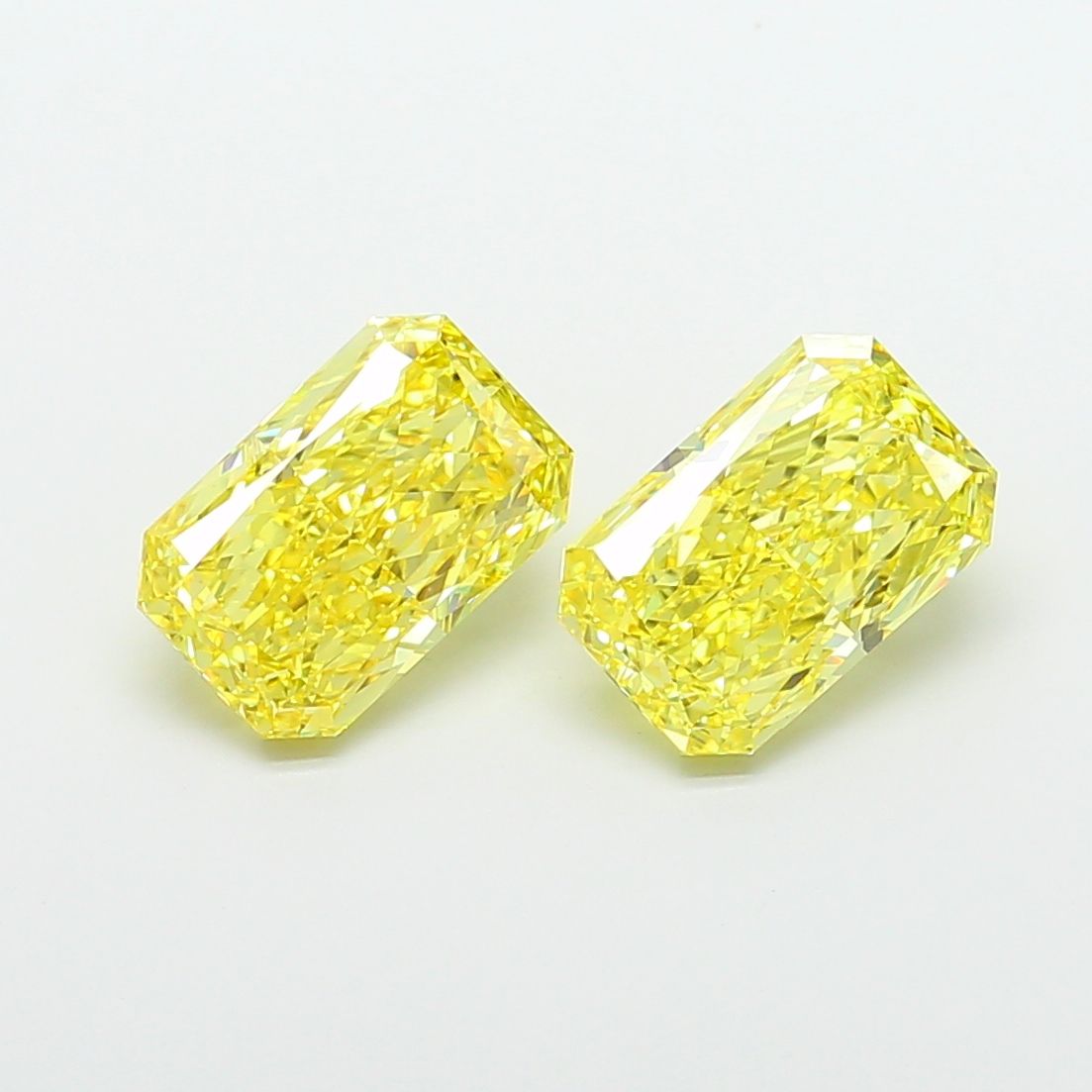 4.01 ct. radiant Lab Grown Diamond front image