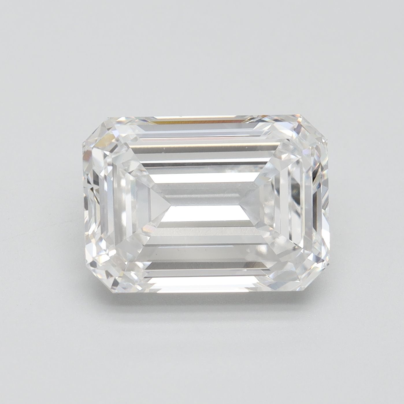 5.01 ct. emerald Lab Grown Diamond front image