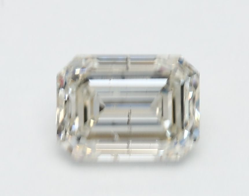 0.91 ct. emerald Lab Grown Diamond front image