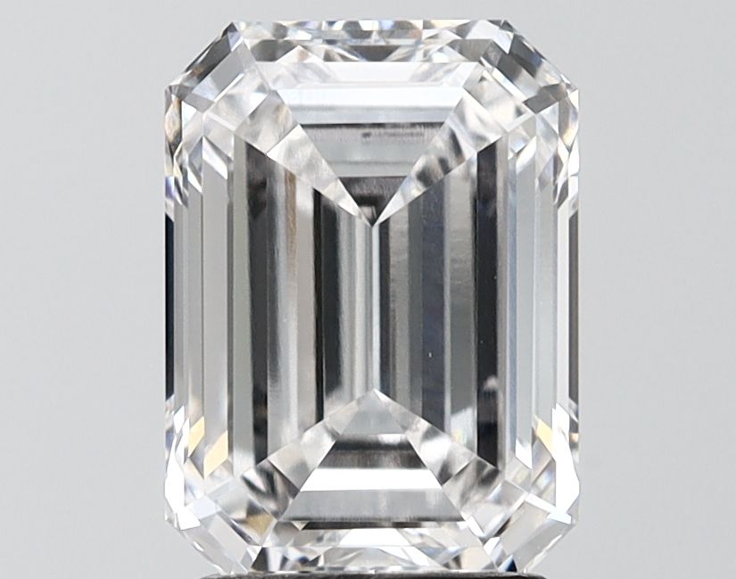 2.61 ct. emerald Lab Grown Diamond front image