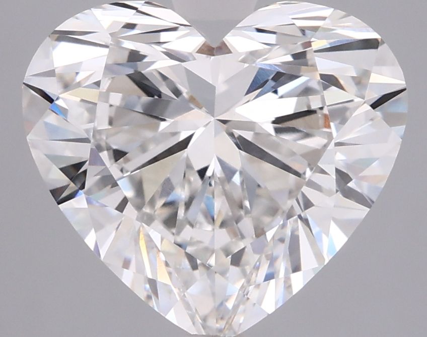 3.07 carat f VVS2 EX Cut IGI heart diamond