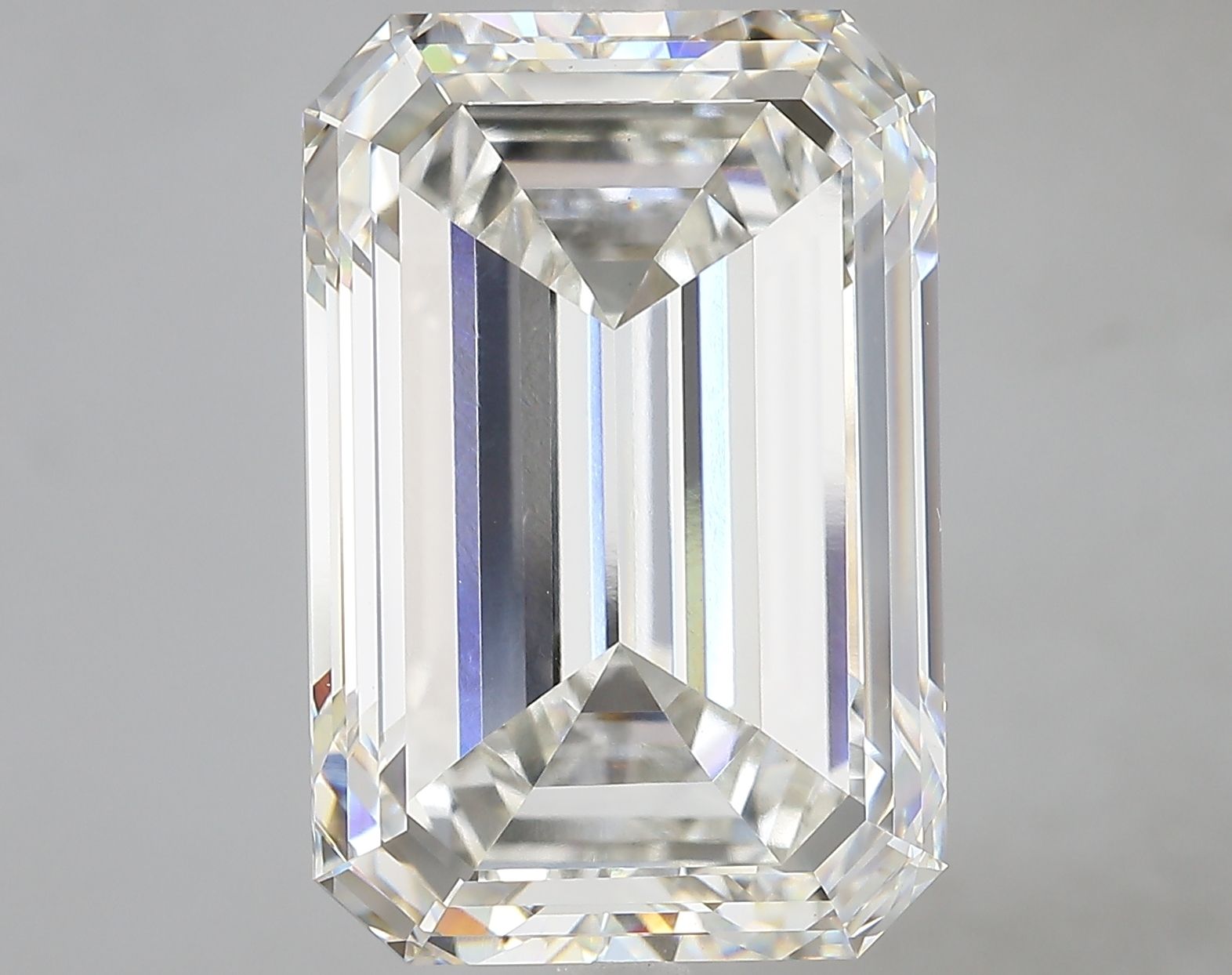 15.29 ct. emerald Lab Grown Diamond front image