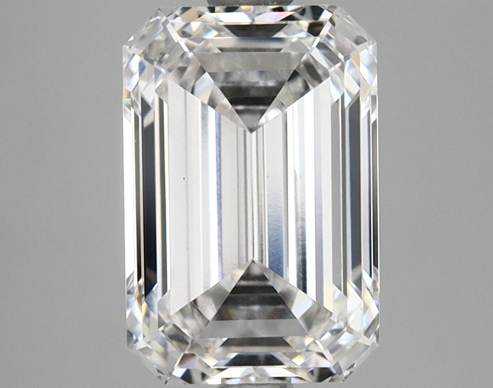 3.14 ct Emerald diamond