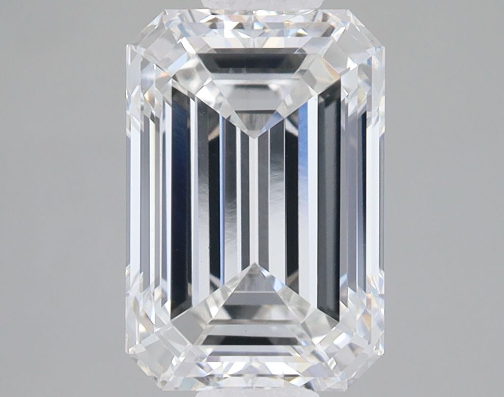 2.56 ct. emerald Lab Grown Diamond front image