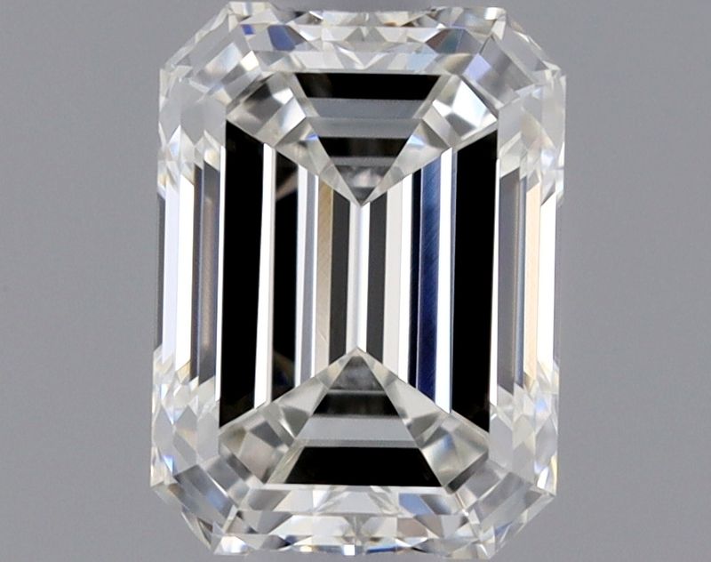 0.41 ct Emerald diamond