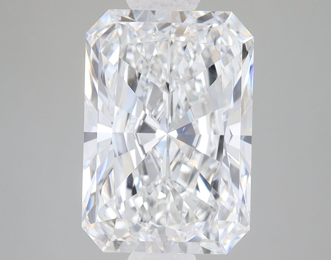 4.07 ct. radiant Lab Grown Diamond front image