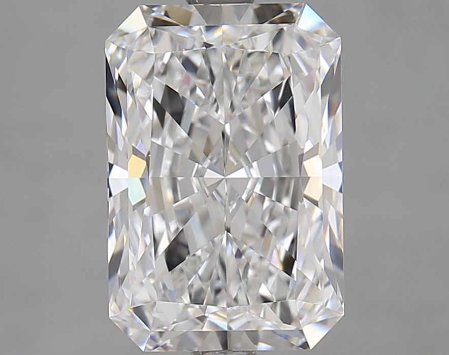 3.04 ct. radiant Lab Grown Diamond front image