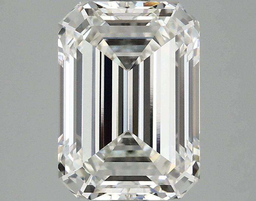 3.10 ct Emerald diamond