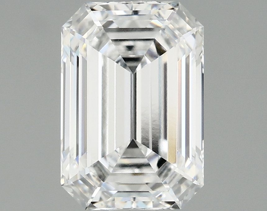1.53 ct. emerald Lab Grown Diamond front image
