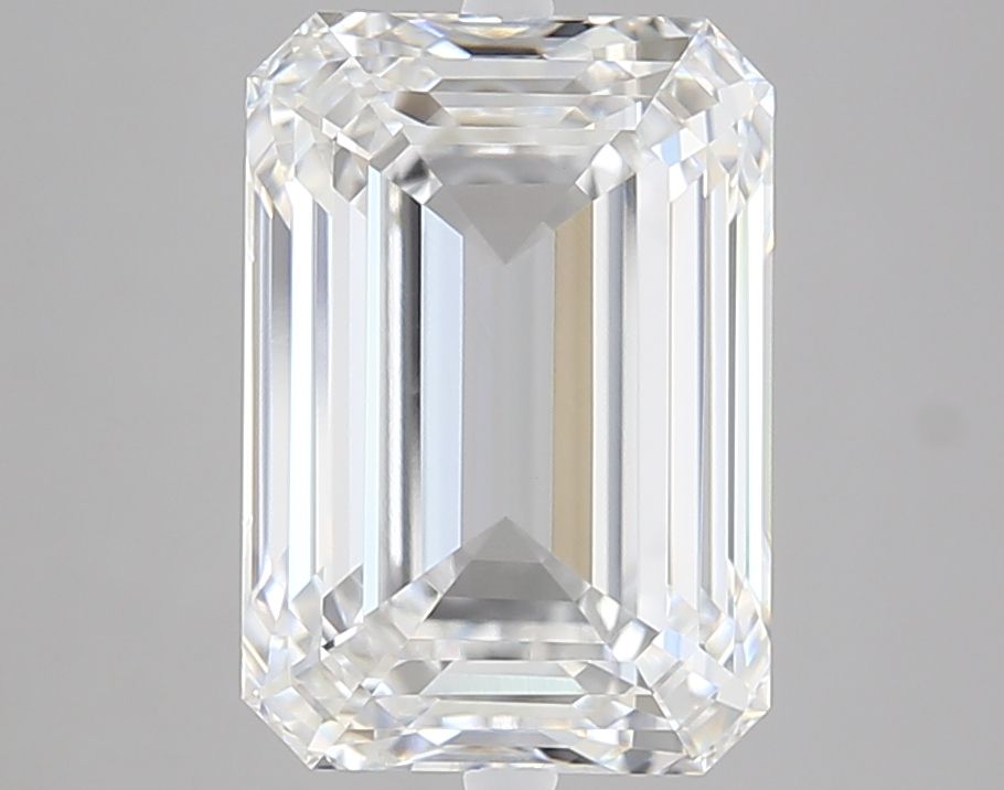 5.00 ct. emerald Lab Grown Diamond front image