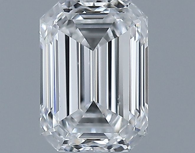 0.40 ct Emerald diamond