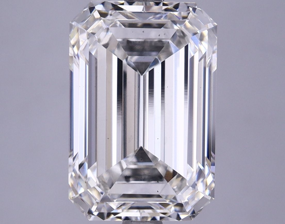 4.71 ct. emerald Lab Grown Diamond front image
