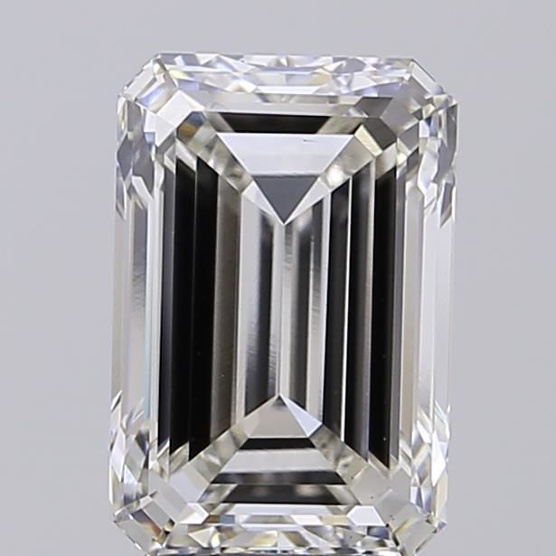 3.03 ct Emerald diamond
