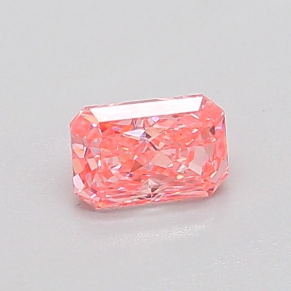 0.38 CT Fancy Vivid Pink RADIANT