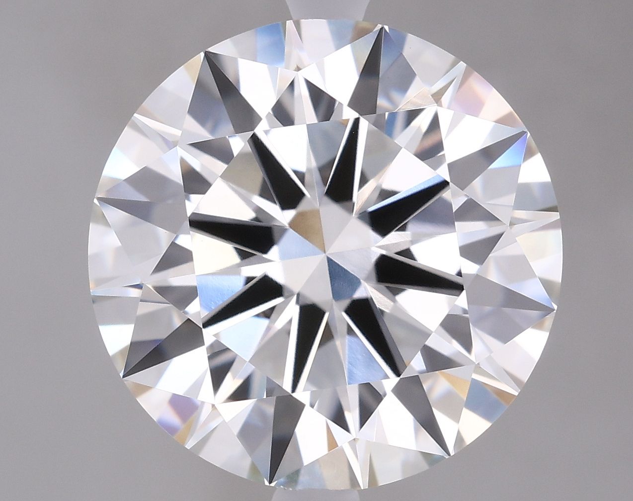 5.04 ct. round Lab Grown Diamond front image